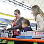 Experimente beim Experiminta Science Center